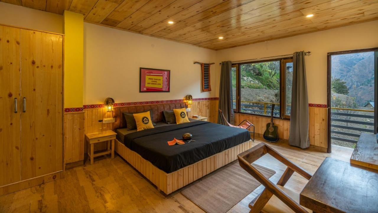 The Hosteller Tirthan Valley Gushaini Exteriér fotografie