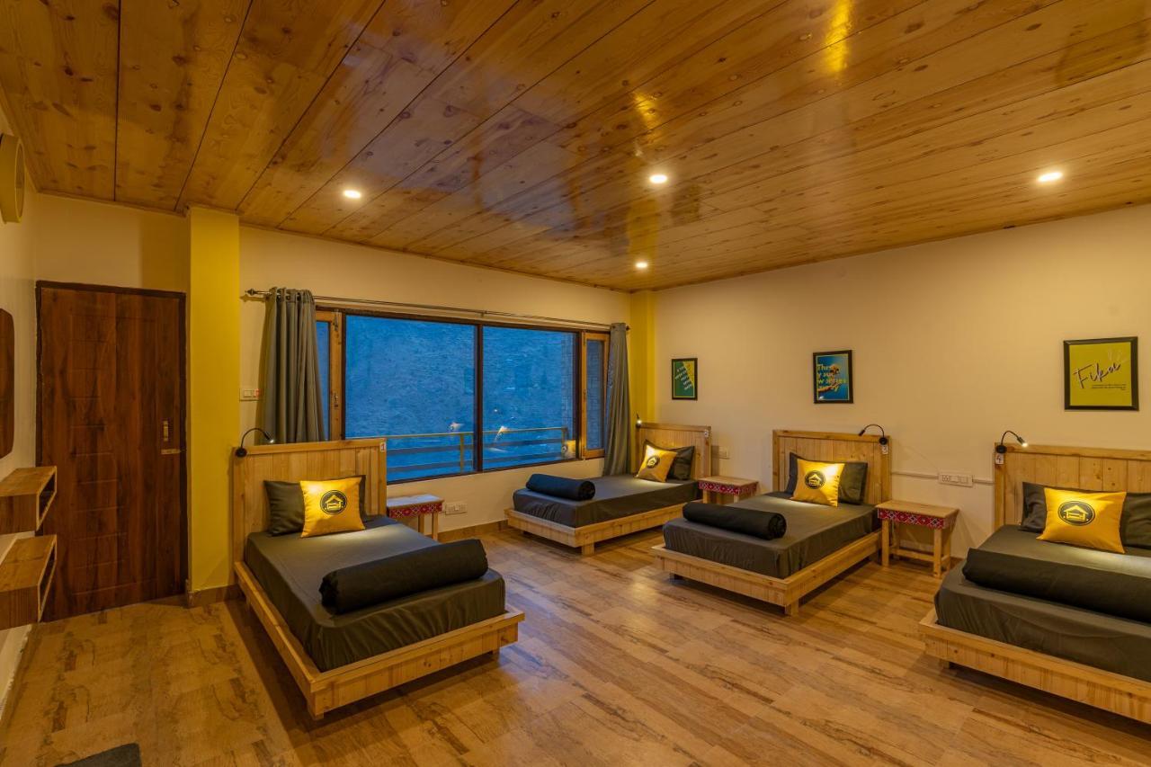 The Hosteller Tirthan Valley Gushaini Exteriér fotografie