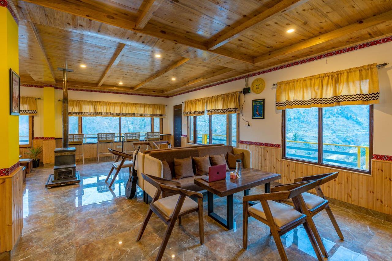 The Hosteller Tirthan Valley Gushaini Exteriér fotografie