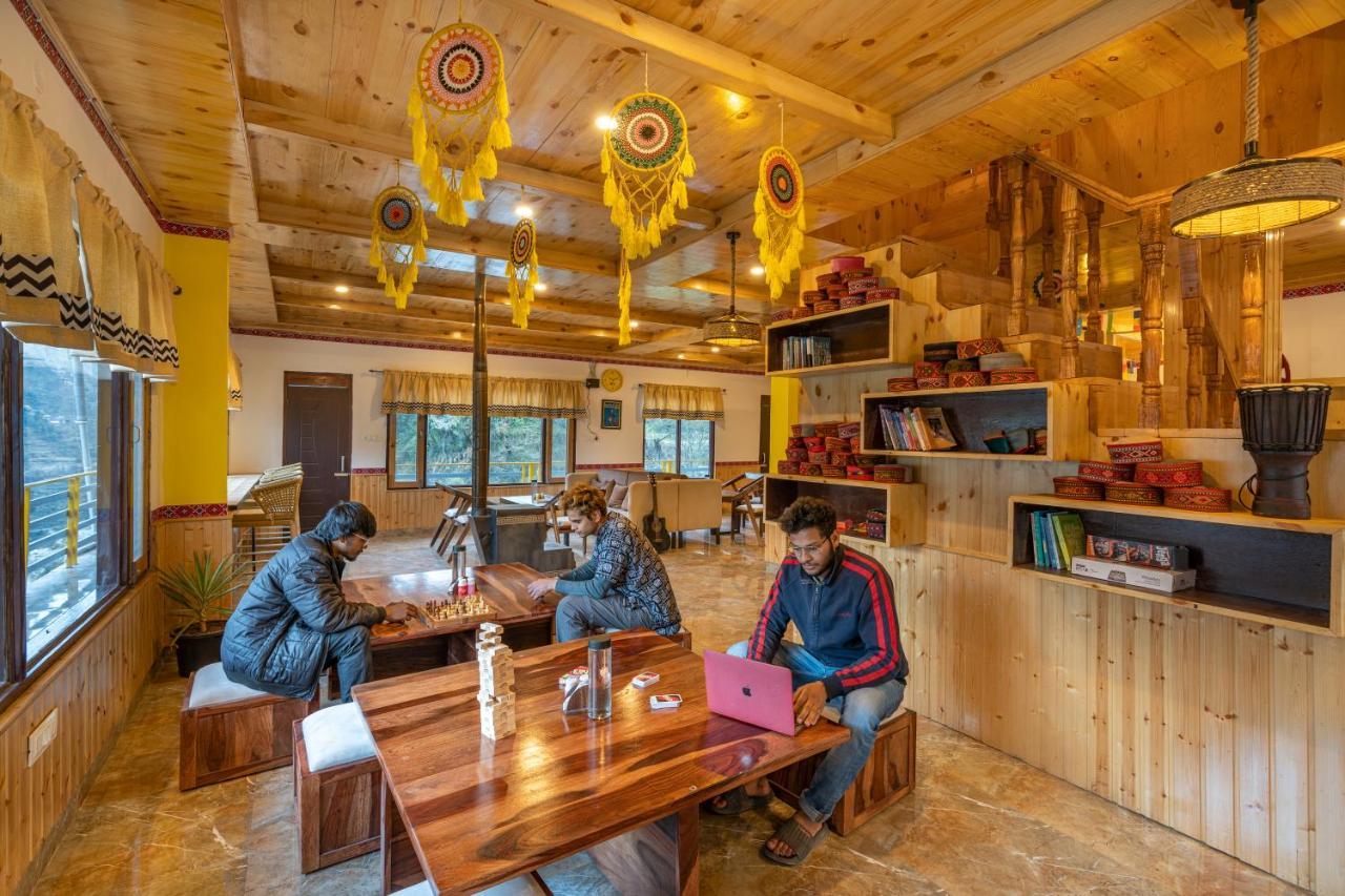 The Hosteller Tirthan Valley Gushaini Exteriér fotografie