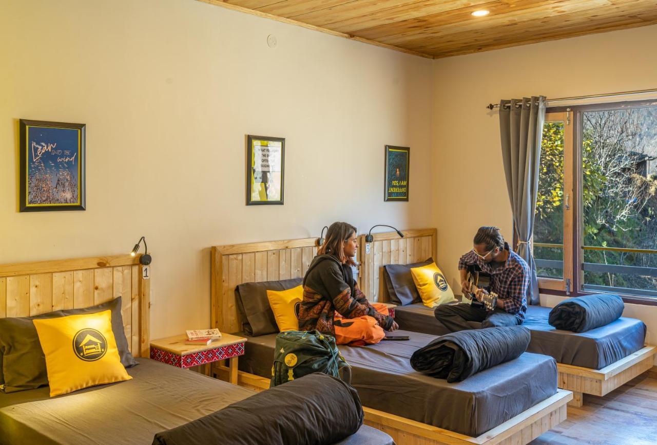 The Hosteller Tirthan Valley Gushaini Exteriér fotografie
