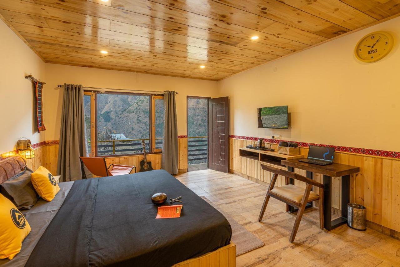 The Hosteller Tirthan Valley Gushaini Exteriér fotografie