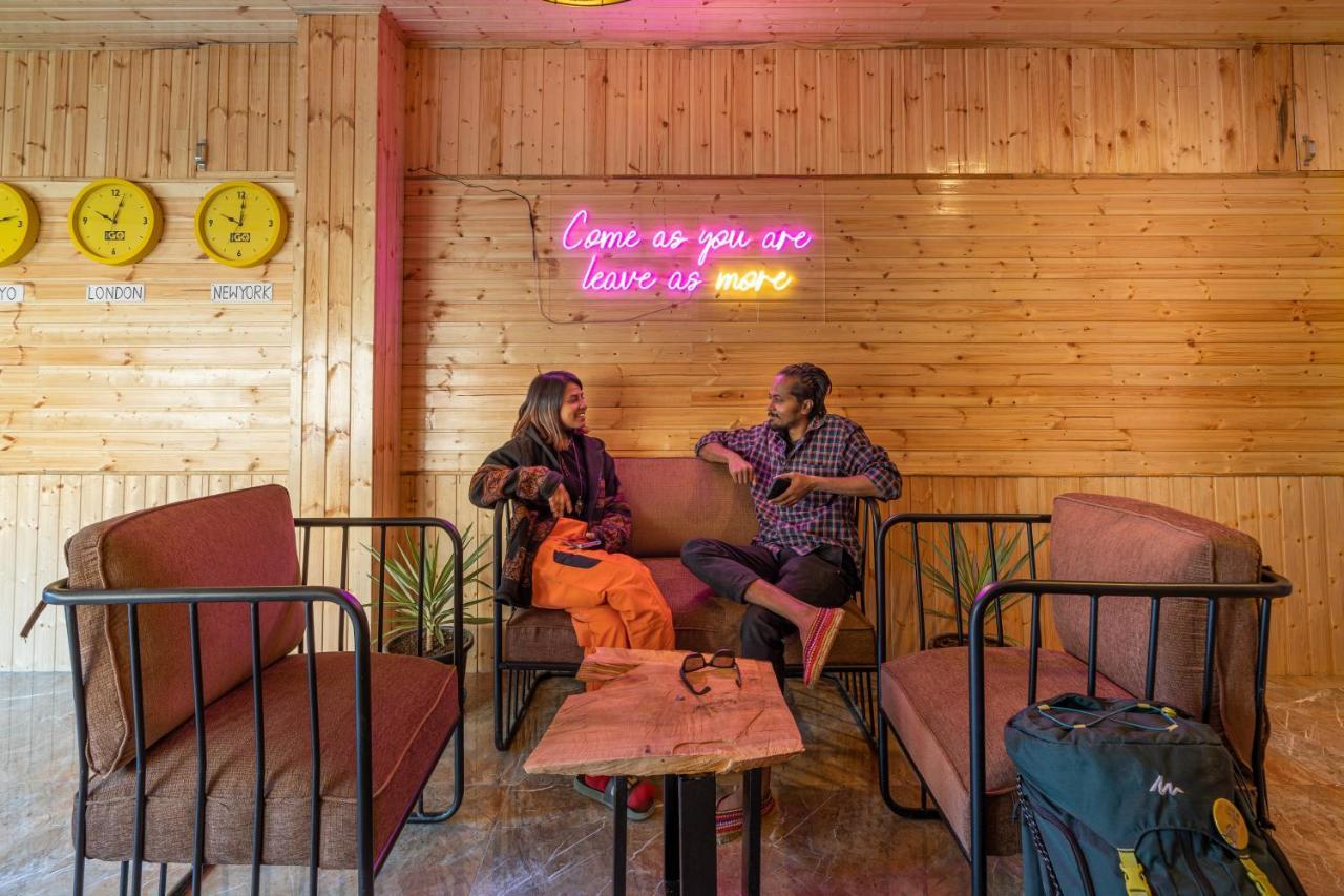 The Hosteller Tirthan Valley Gushaini Exteriér fotografie